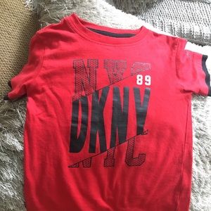 DKNY Boys 4 T-shirt